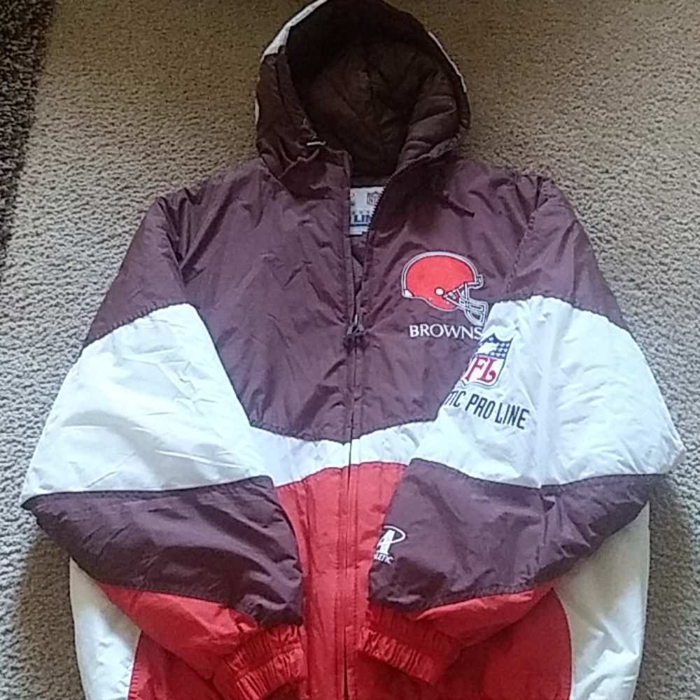 Nike jacket - Picture 3 of 16